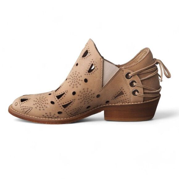 Musse & Cloud Coolise Laser Cut Leather Ankle Booties Women's 6/37 - Picture 6 of 11